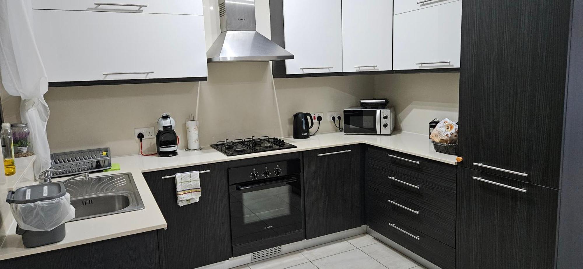 Large Apartment In Marsascala. Sleeps 6 Марсаскала Екстериор снимка